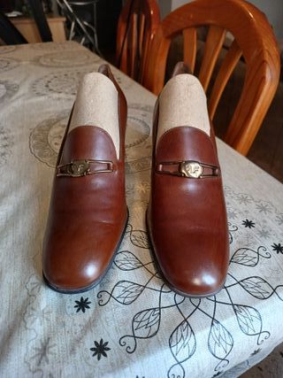 Maravillosos zapatos de la marca Ferrerias