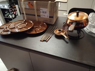 Burghignone in rame e piatti ceramica