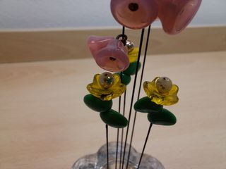 Soprammobile vintage campanelle e fiori