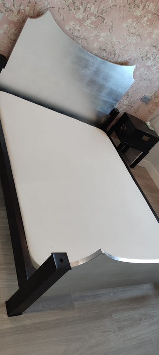 Cama con dosel con colchón de 150 cm