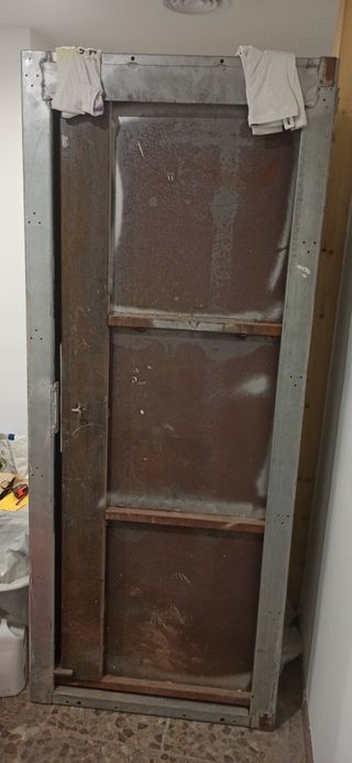 Puerta de seguridad anti okupas