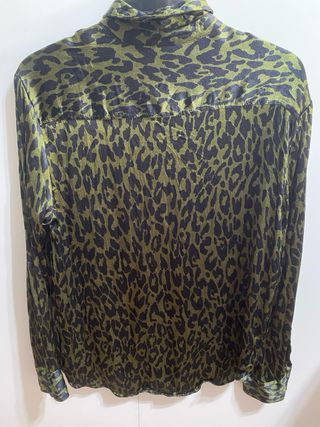 Blusa animal print Zara