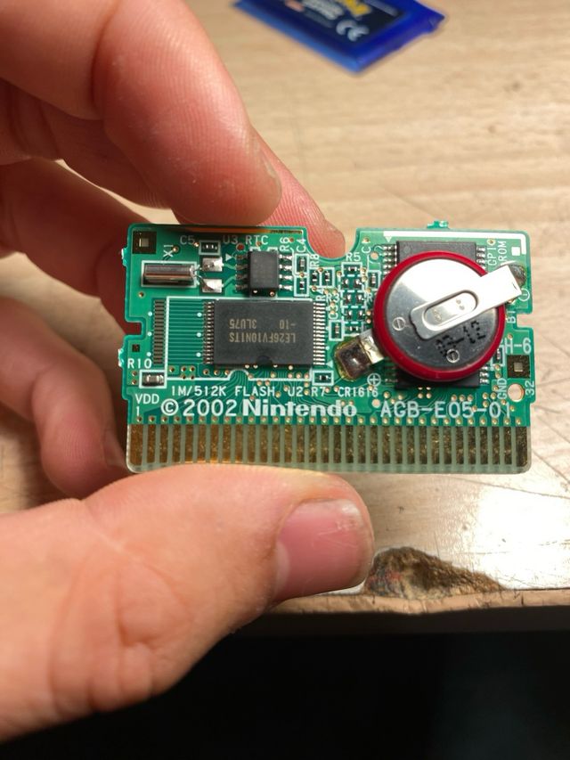 Juego pokemon zafiro game boy advance