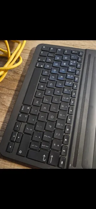 Teclado Logitech Slim Folio Pro