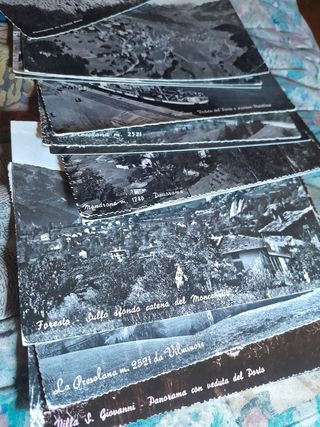 13 cartoline bianco nero sfondo montagna