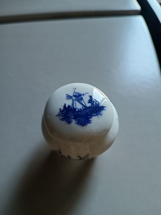 Piccolo contenitore porta pillole