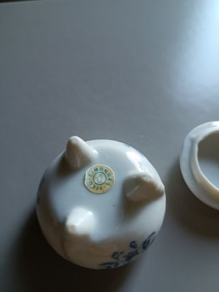 Piccolo contenitore porta pillole