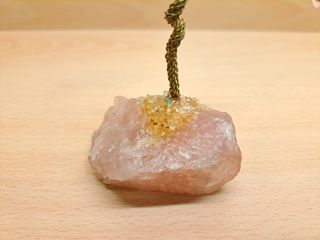 Soprammobile albero in quarzo rosa