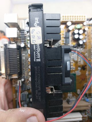 PLACA BASE DE ORDENADOR ANTIGUO 