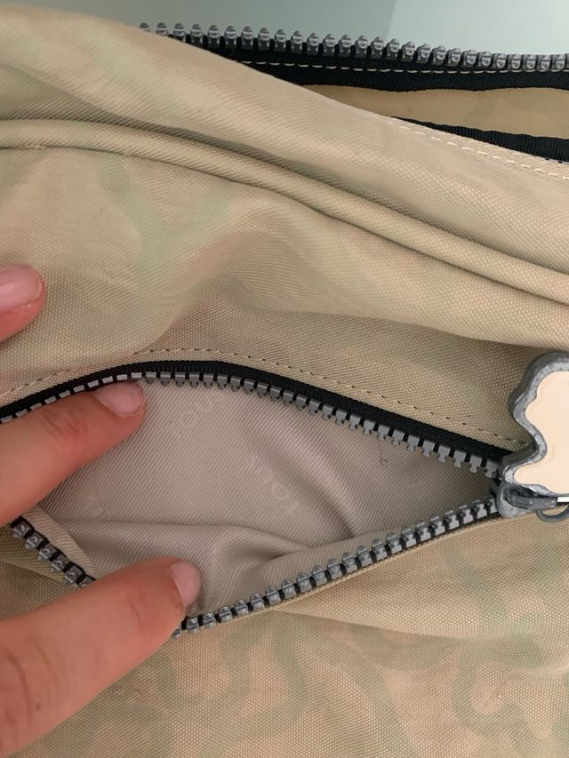 Mala rectangular . Marca Tous