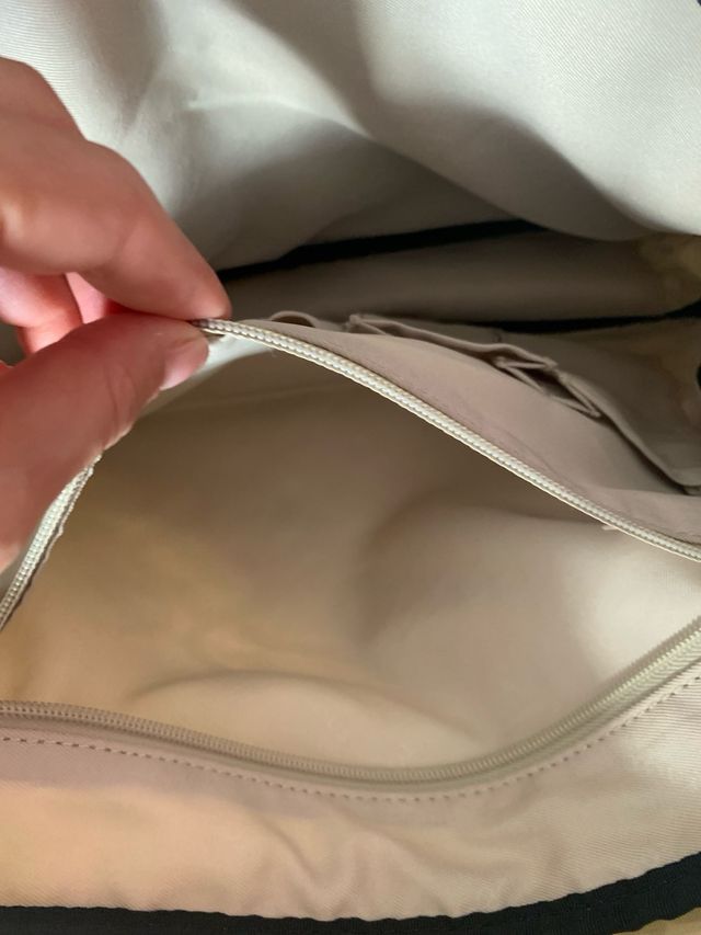 Mala rectangular . Marca Tous