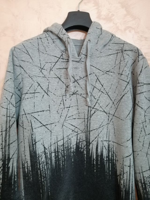 Felpa uomo con cappuccio grigia e nera