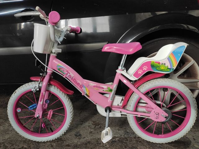 Bici 16 pulgadas con ruedines