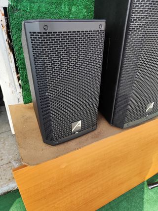 Altavoces autoamplificados black friday