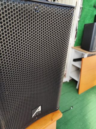 Altavoces autoamplificados black friday