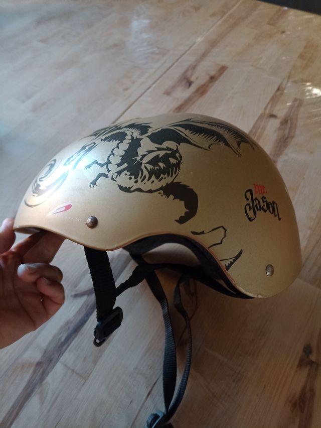 Casco protettivo