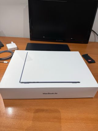 Macbook Air M2 15” 2023 512gb
