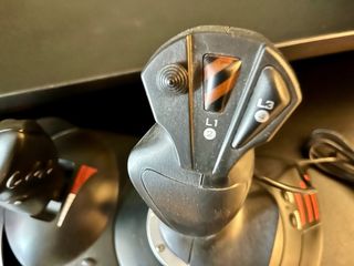 Mando Thrustmaster T.Flight HOTAS X