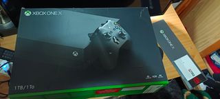 XBOX ONE X 1TB CON SU MANDO I EL PRO I JUEGOS