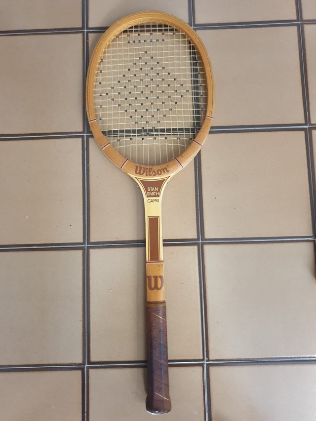 Racchetta tennis vintage legno Wilson Stan Smh di seconda mano per 100 EUR su La Maddalena su WALLAPOP