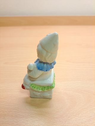 Statuina natalizia bambino con chitarra