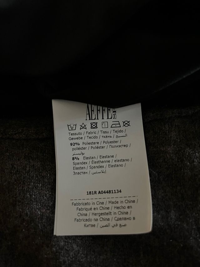 Vestido negro Moschino