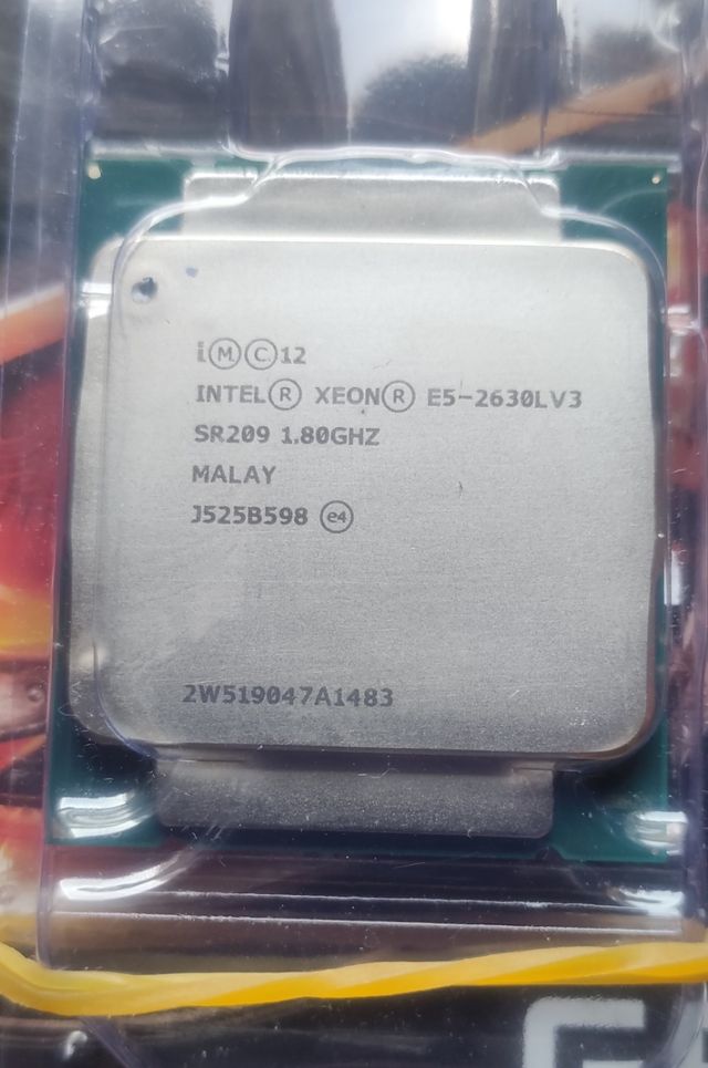 Inter Xeon E5-2630LV3