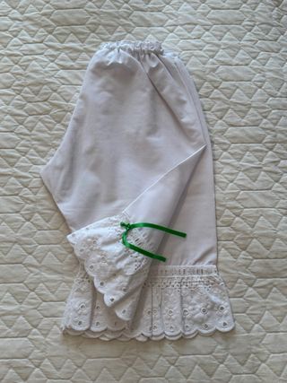 Traje de casera/caserio niña. Talla 4 de niña.