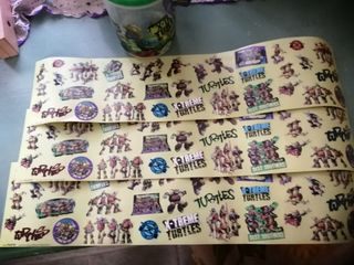 Salvadanaio con 100 stickers - Ninja Turtles ~