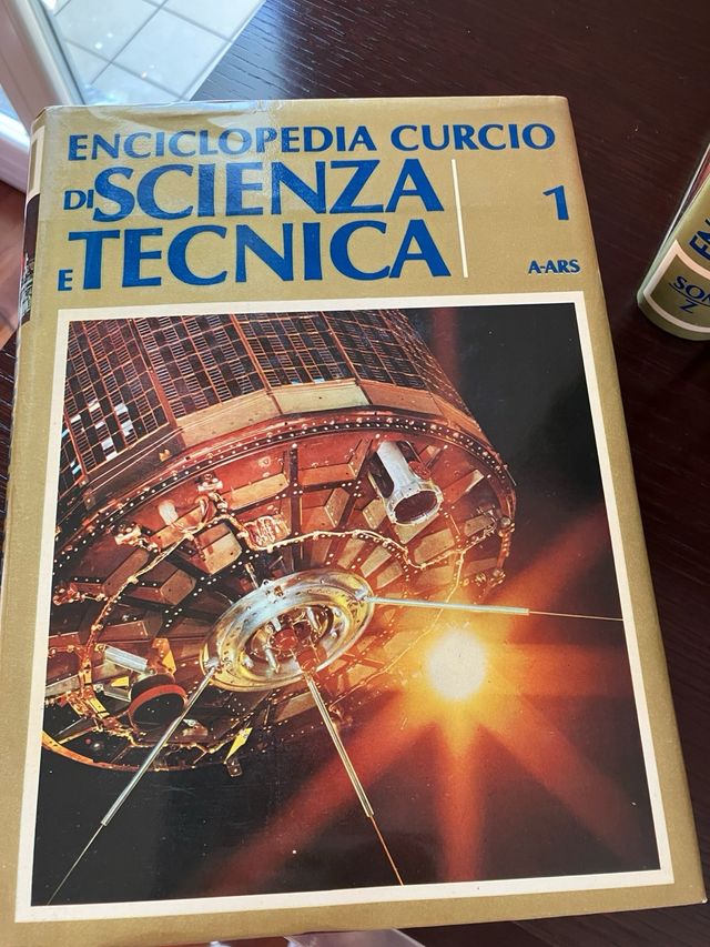 Enciclopedia della scienza della tecnica Curcio