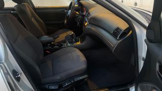 BMW 318i 5 Puertas Metalizado
