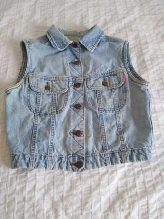 Chaleco vaquero corto 