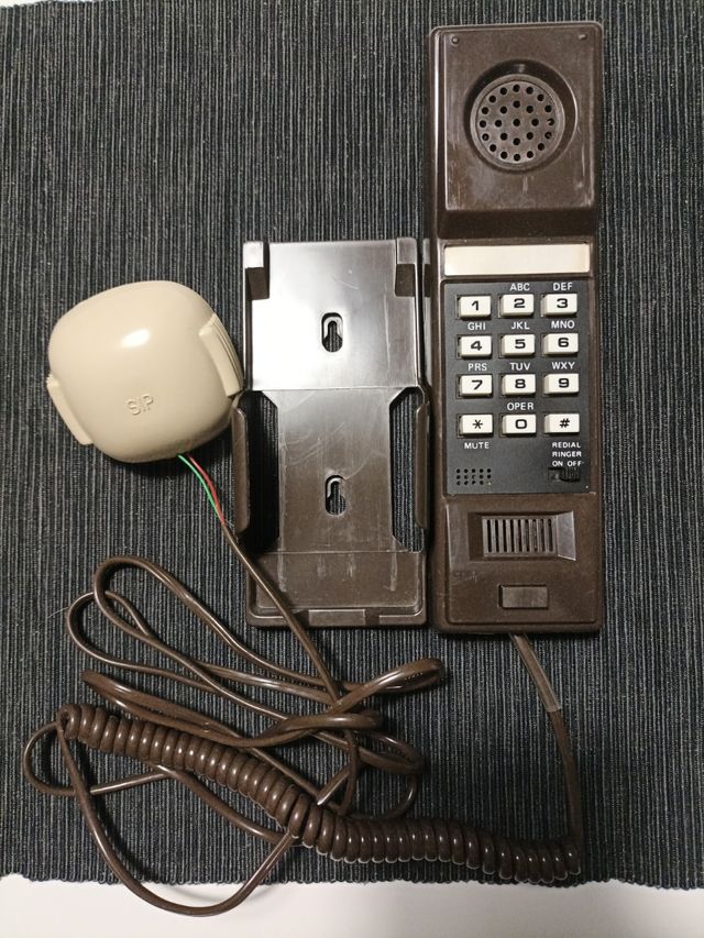 Vecchio telefono Vintage anni 80 