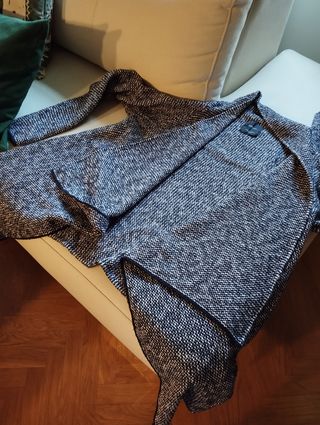 Poncho negro y Chaqueta original 