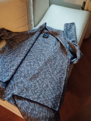 Poncho negro y Chaqueta original 