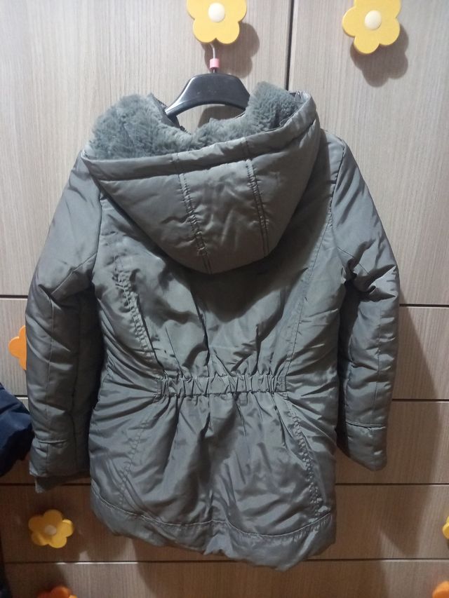 Giubbotto bambina con cappuccio