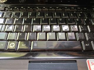 Toshiba satellite a305 s6872