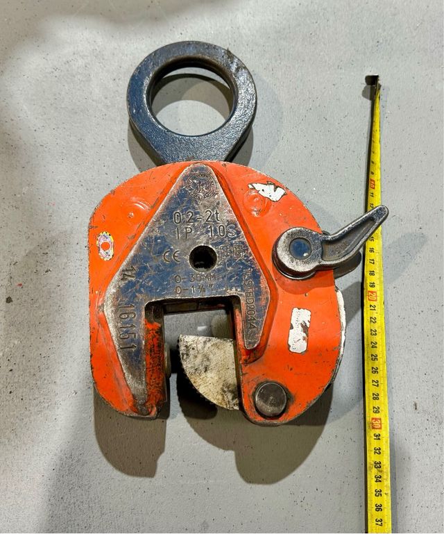 GARRA CHAPA CHAPONES RANA