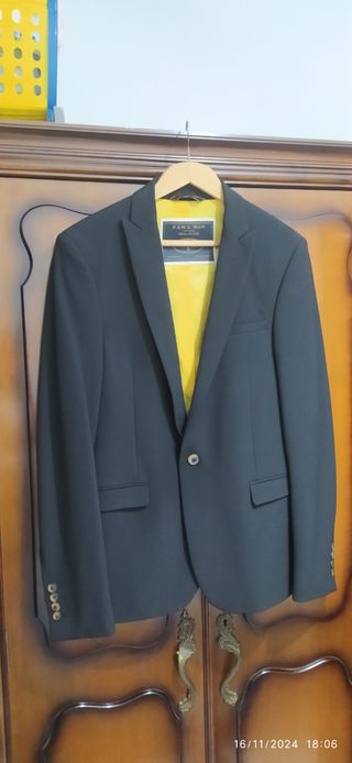 Americana hombre negra Zara T.46