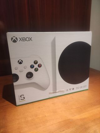 Xbox Series S + Mando (SSD 512Gb)