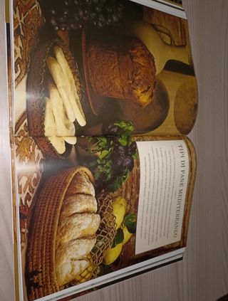 Libro "IL PANE FATTO IN CASA" - Dix Editore