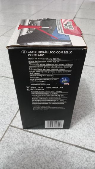 Cric per la macchina