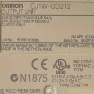 Omron CJ1W OD212 modulo salida
