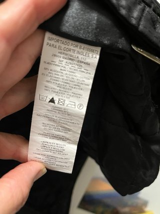 Abrigo negro de El Corte Ingles