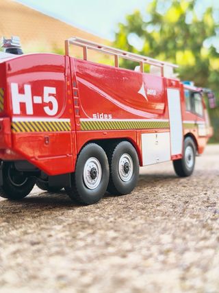 1:43 Sides Sentinel S3X AENA, Salvat