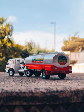 1:43 Pegaso Z-701, Salvat