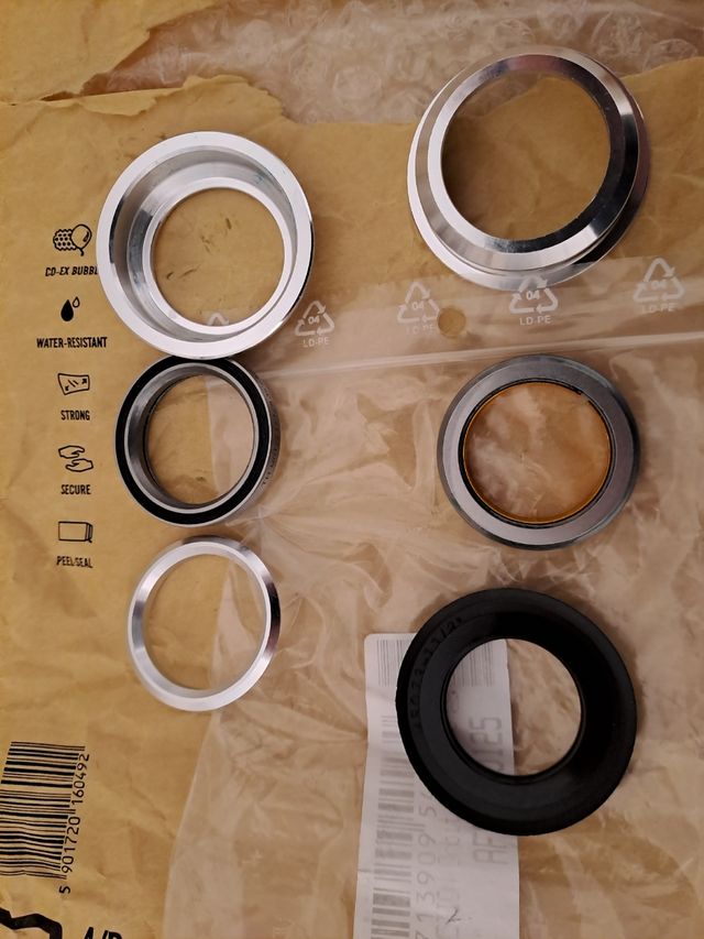 Dirección FSA Orbit Z 1-1/8 nueva