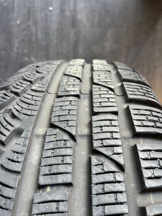 Llantas de Audi 17” y neumáticos Pirelli