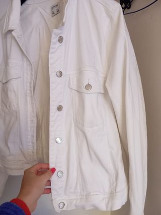 Chaqueta blanca 