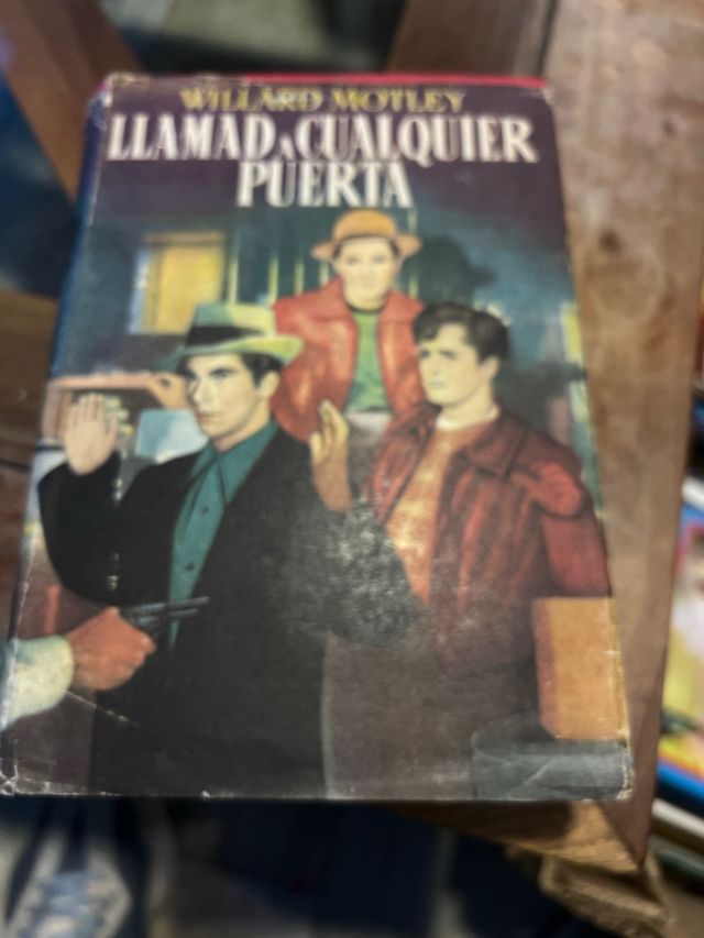 Llamad a cualquier puerta